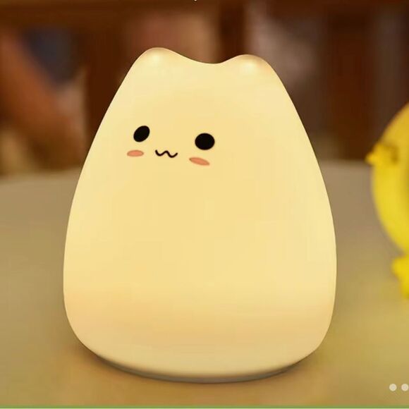 Silicone Little White Kitty Cat Color Changing Nightlight - Picture 2 of 4